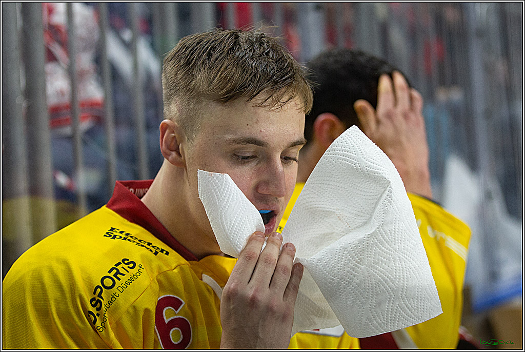 PENNY DEL; Koelner Haie- Duesseldorfer EG; Koeln, 16.12.2022